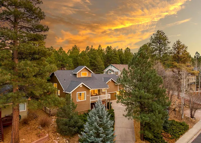 Forest Heights Mountain Views Hot Tub Heated Floors Pizza Oven